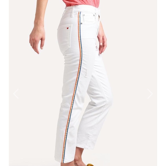 Sundry Denim - NWT Sundry high rises relaxed jean size 28